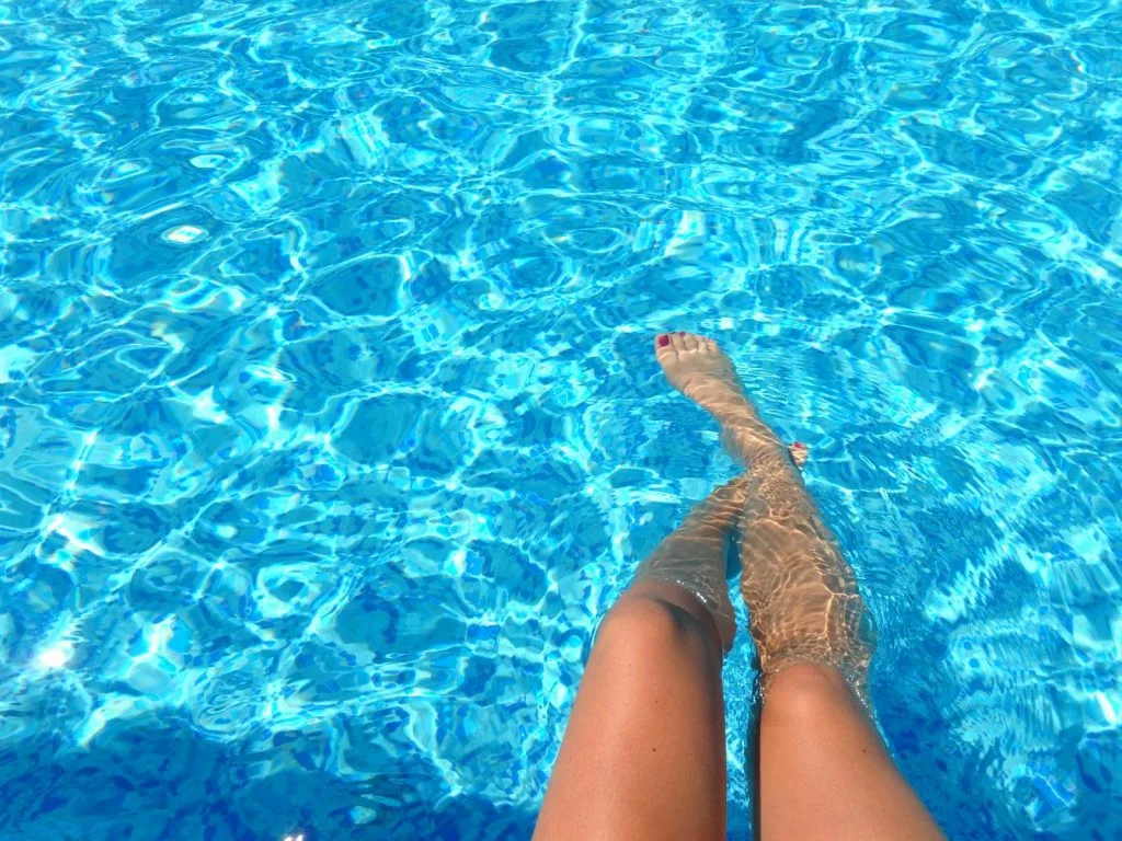 Comment réduire sa consommation d'eau quand on a une piscine